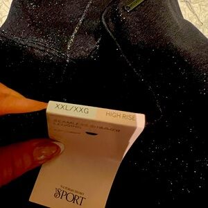 NWT* VS sport seamless black w/silver shimmer leggings